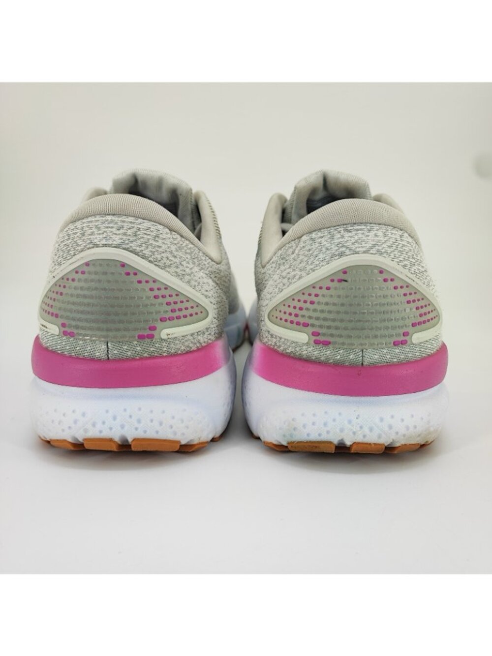 Brooks Ghost 16 Women's Size 12 Wide Running Shoes Mesh Grey 1204071D175 - Picture 4 of 11